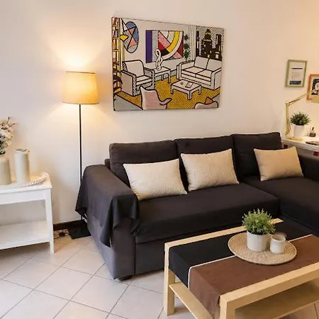 14 - Delizioso In Centro- 200 Mt Da Metro B Apartamento